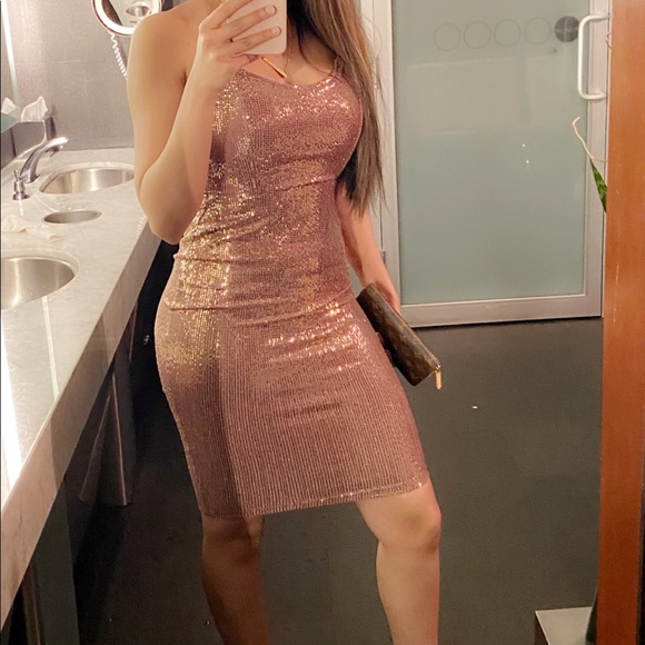 Fashion nova - Picture 1 of 1